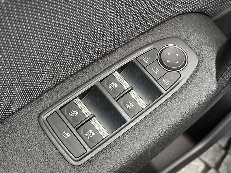 Renault Symbioz (2026) Techno E-Tech 160 fullhybrid - fotka 28 z 39