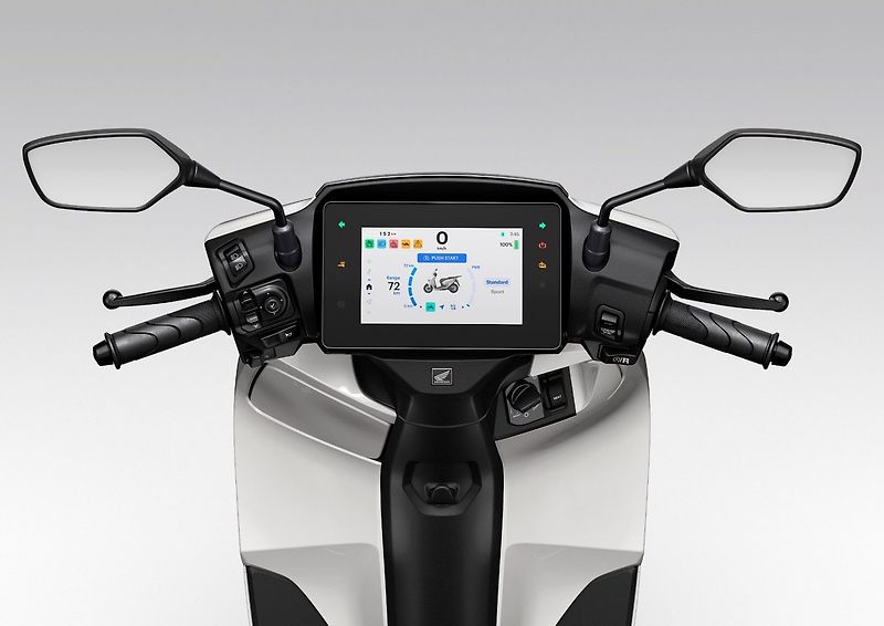 Honda Ostatní (2026) CUV e: - fotka 5 z 8