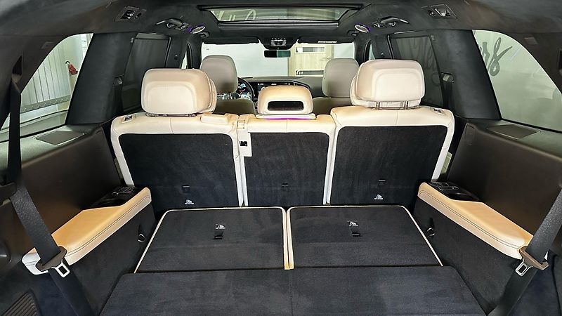 Mercedes-Benz GLS 63 AMG / TOP VÝBAVA  - fotka 31 z 80