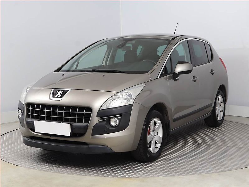 Peugeot 3008 (2010) 1.6 HDi, Tempomat - fotka 2 z 12
