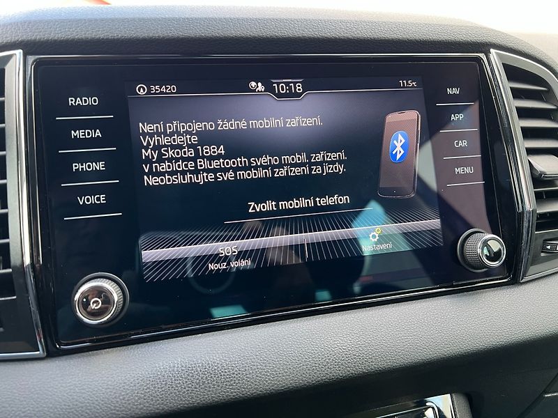 Škoda Karoq (2022) 2.0TDi Style+! Tažné! ČR+1.maj - fotka 33 z 42