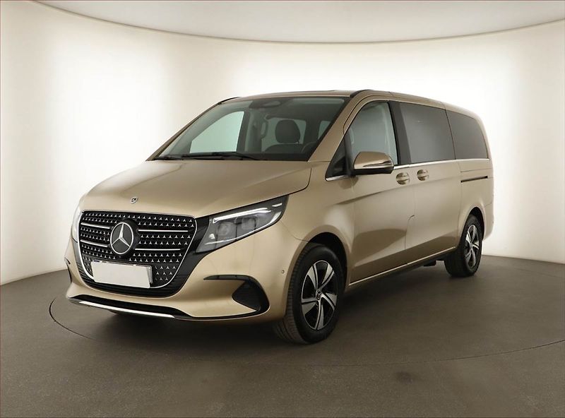 Mercedes-Benz Třídy V (2025) 220 d 4MATIC - fotka 2 z 20