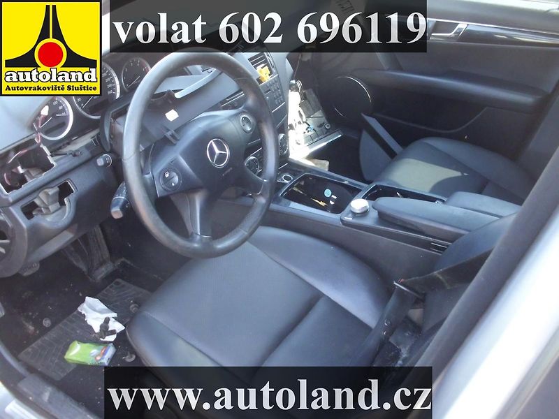 Mercedes-Benz Třídy C (2008) VOLAT 602 696 119 - fotka 3 z 5