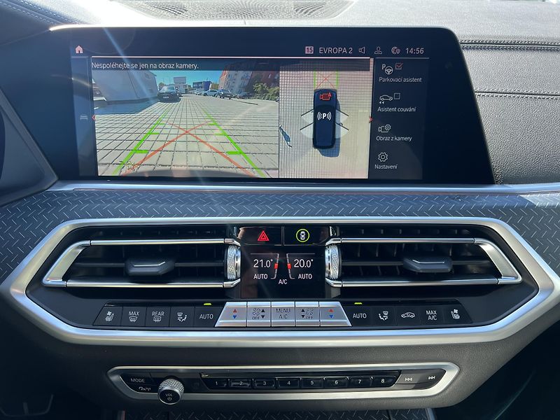 BMW X5 40d M Sport VZDUCH - fotka 19 z 22