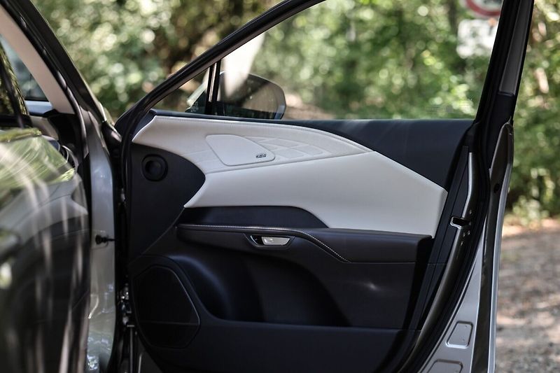 Lexus RX 450h plus 450H+ 2,5 PHEV LUXURY, TAŽNÉ Z - fotka 12 z 33