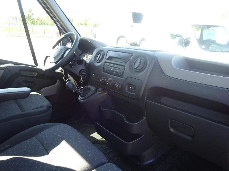 Renault Master (2012) 2.3 DCI odtahovka - fotka 58 z 68