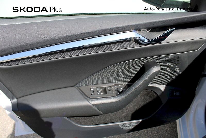 Škoda Octavia (2021) iV Style Plus 1.4TSI / 150kW 6 - fotka 9 z 24
