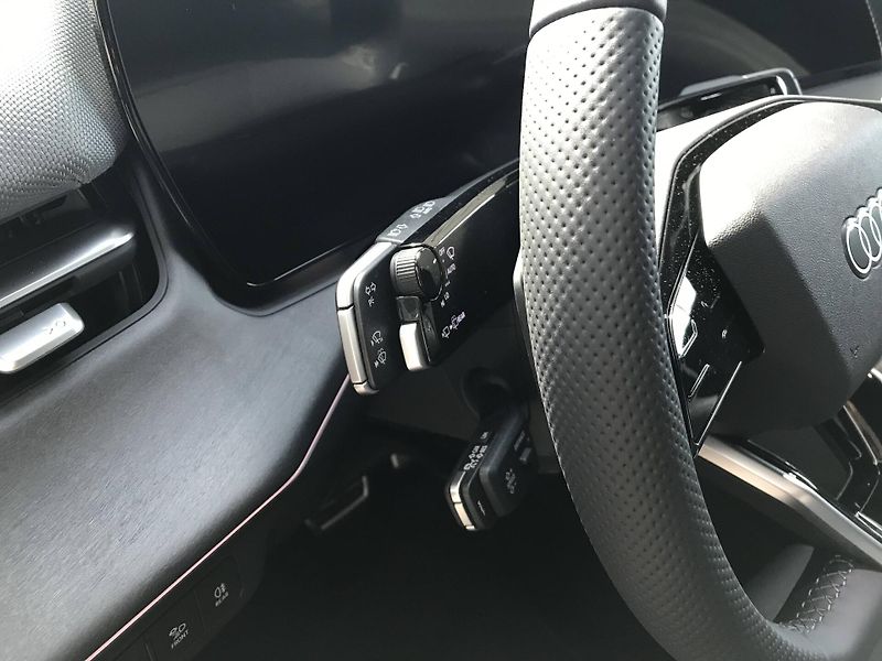 Audi Q3 quattro ST7 2,0TFSI - fotka 16 z 23