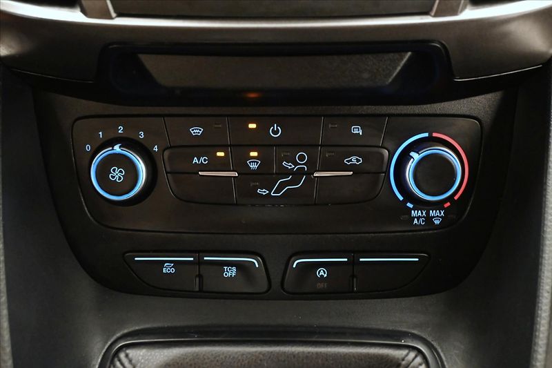 Ford Transit Connect 1,5 TDCI 76 kW Ecoblue Záruka - fotka 20 z 28