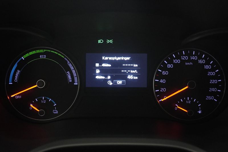 Kia Optima  SW 2,0 GDI PHEV AUT, - fotka 23 z 35