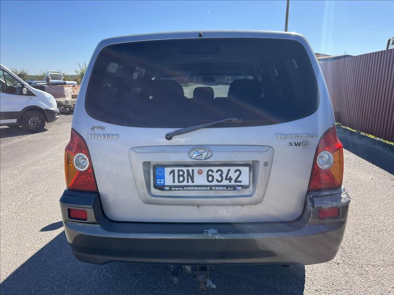 Hyundai Terracan 2,9 CRDi 110KW 4x4 TAŽNÉ - fotka 7 z 29