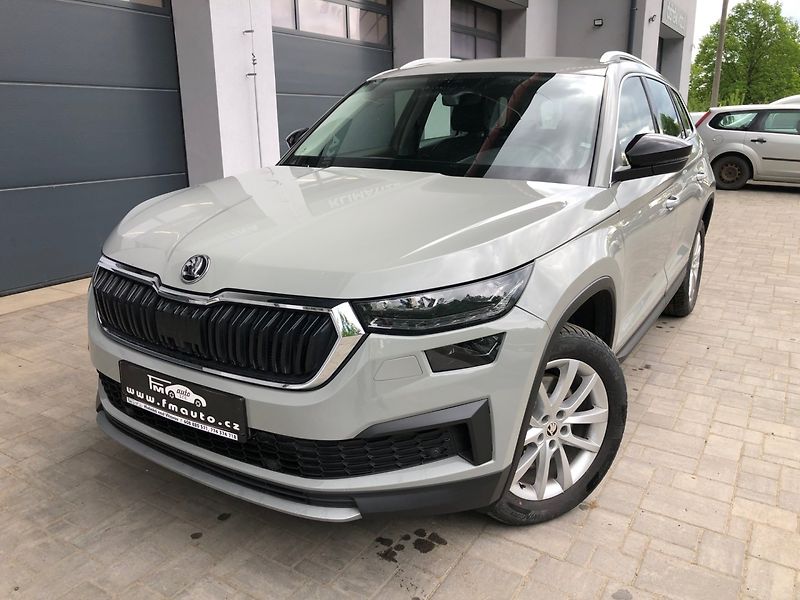 Škoda Kodiaq (2021) 2.0 TDi 4x4 DSG - fotka 2 z 35