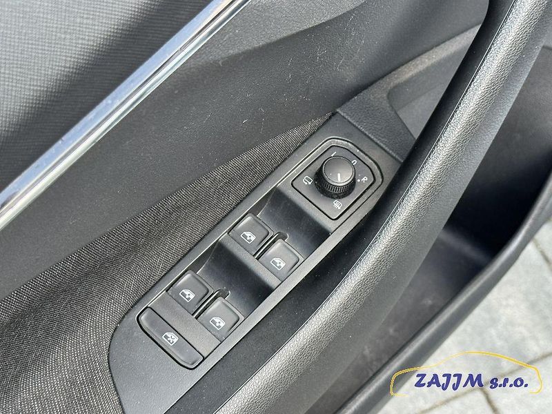 Škoda Scala Style 1.5TSi 110kw DSG - fotka 26 z 41