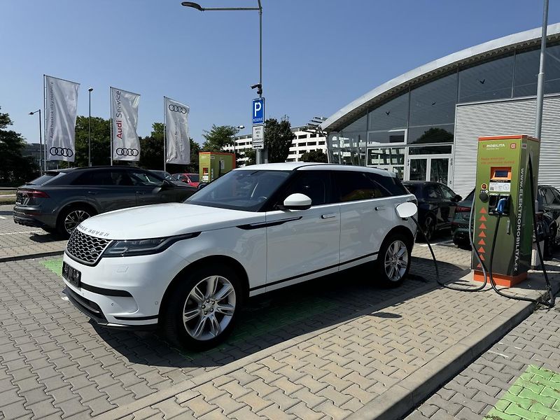 Land Rover Range Rover Velar (2021) P400e S Plug in Hybrid 4x4 - fotka 33 z 40