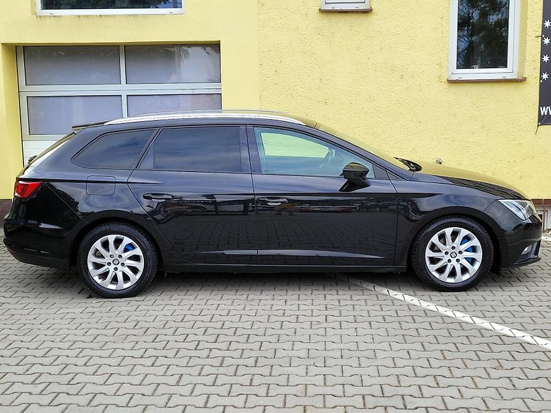 Seat Leon 2,0 TDI Style *SERV.KNÍŽKA* - fotka 7 z 45