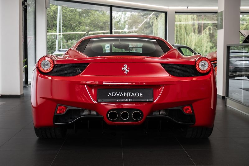 Ferrari 458 Italia - fotka 3 z 22