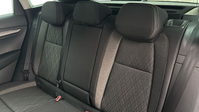Škoda Karoq 2.0 TDI Style - fotka 16 z 29