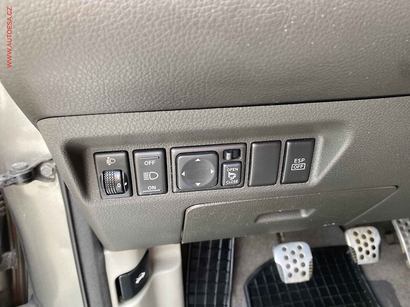 Nissan X-Trail (2007) 2.2 D 4x4, ČR, AC, temp - fotka 15 z 15