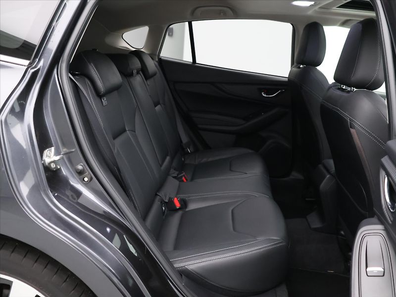 Subaru Impreza 1,6 i Aut. AWD Premium 1.Maj - fotka 13 z 33