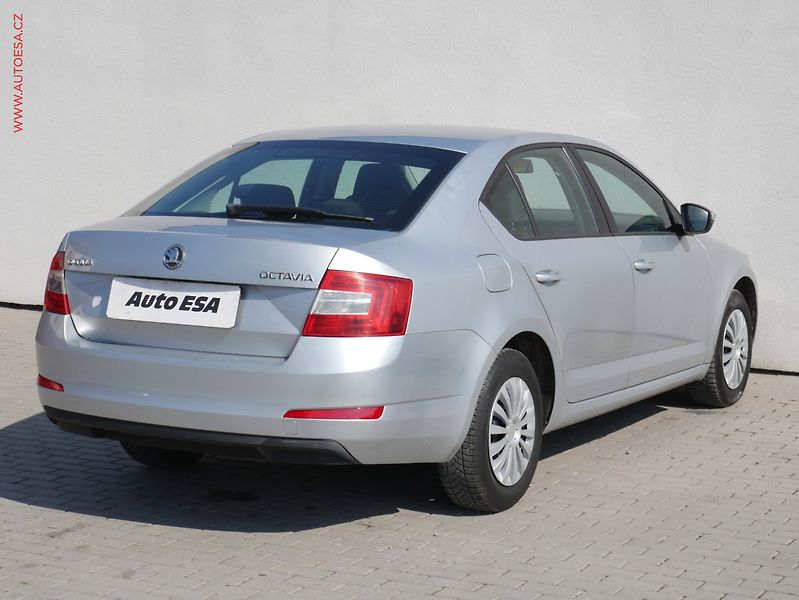 Škoda Octavia (2014) 1.6TDI, AC, temp, STK2/28 - fotka 4 z 14