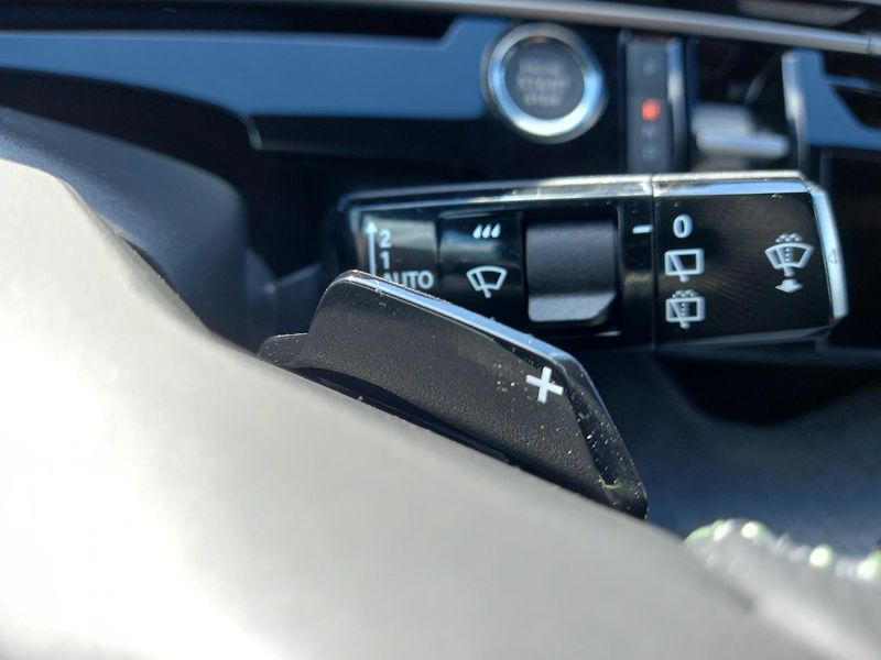 Peugeot 5008 (2026) GT Summer blue 145k e-DCS6 - fotka 39 z 39