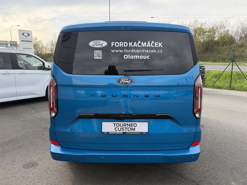 Ford Tourneo Custom Titanium X L1, Tourneo, 2.0 Ec - fotka 4 z 21