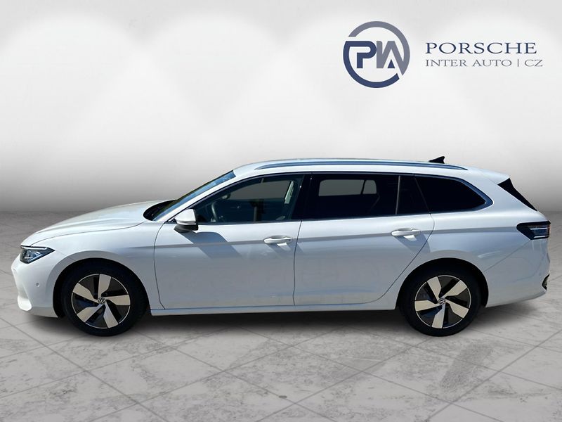 Volkswagen Passat Elegance 2,0 TDI 110 kW - fotka 3 z 23