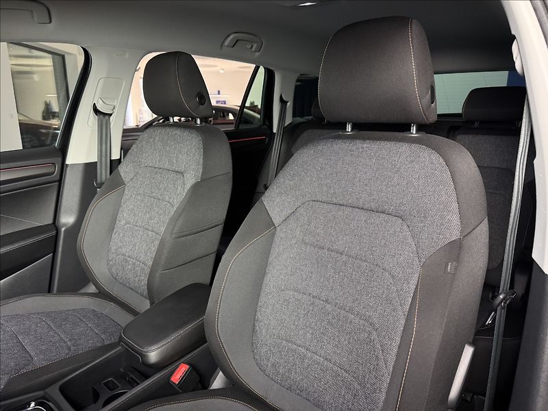 Škoda Kodiaq 2,0 TDi  DSG Clever LED Assist - fotka 23 z 48