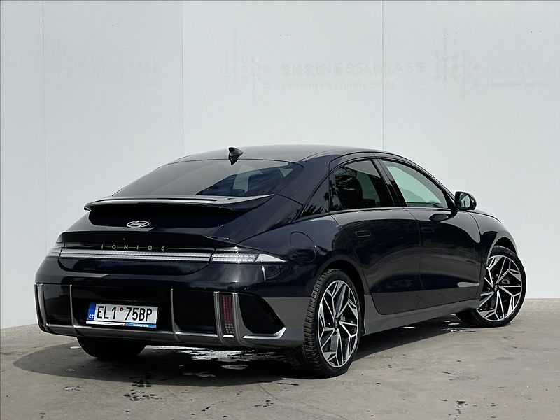 Hyundai Ioniq 6 Power 77kWh Style Premium - fotka 3 z 22