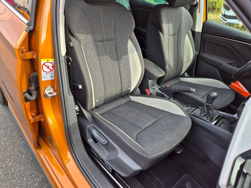 Škoda Kamiq (2025) Top Selection 1.5TSi 110kW 6°m - fotka 20 z 30