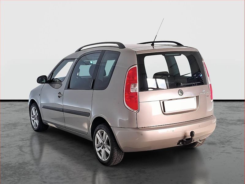 Škoda Roomster (2010) 1.6 TDI, Tažné, Klima - fotka 4 z 14