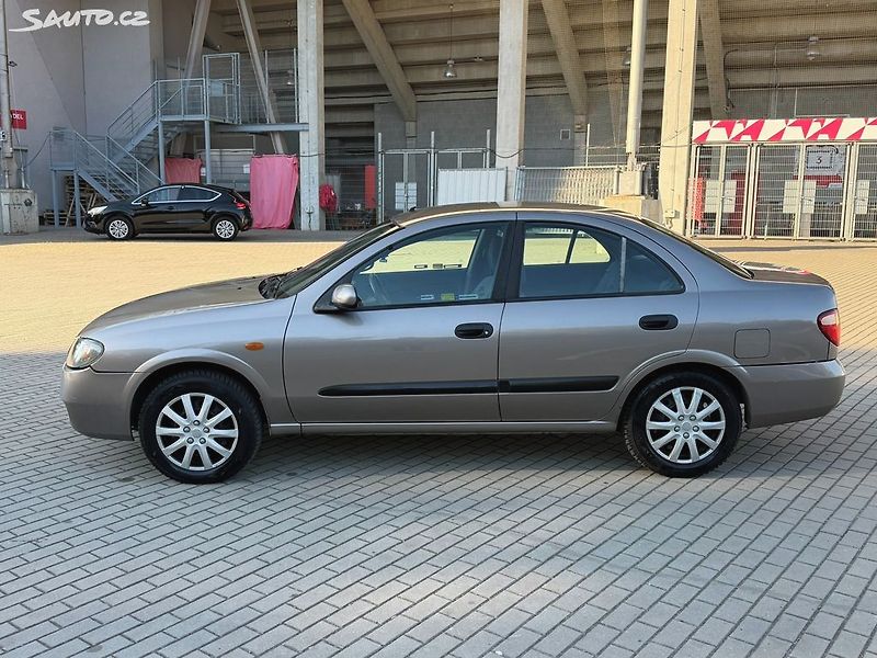 Nissan Almera (2005) 1.5i, 72kw Nová STK - fotka 2 z 16