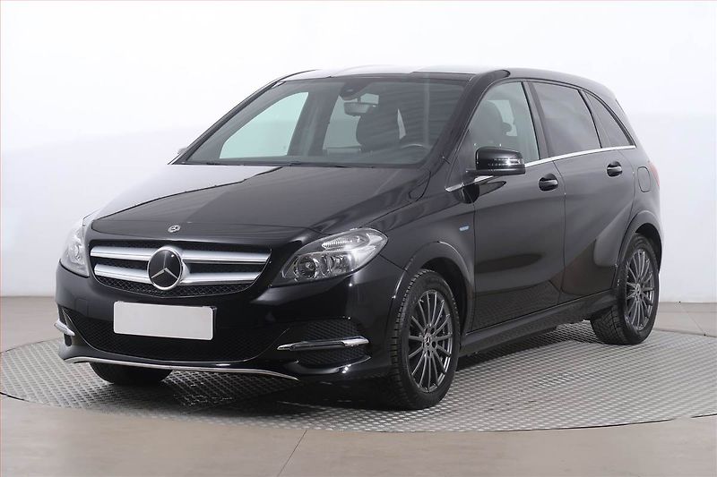 Mercedes-Benz Třídy B (2018) B 250 e, Automat, Navi - fotka 2 z 26
