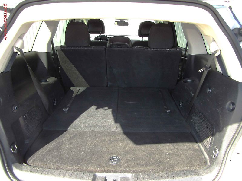 Fiat Freemont (2012) 2.0 JTD 4x4, 7míst, AC, TZ - fotka 7 z 22