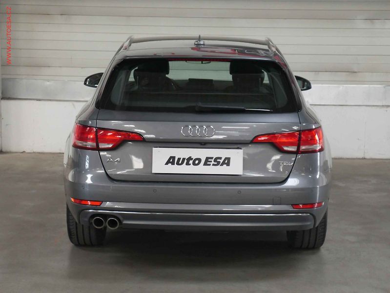 Audi A4 (2017) 2.0 TDI, 2.maj, AC, temp - fotka 5 z 23