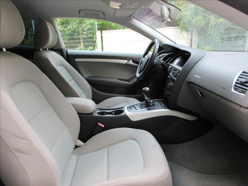 Audi A5 1,8 TFSi 125Kw, Xenon, Nové v - fotka 13 z 23