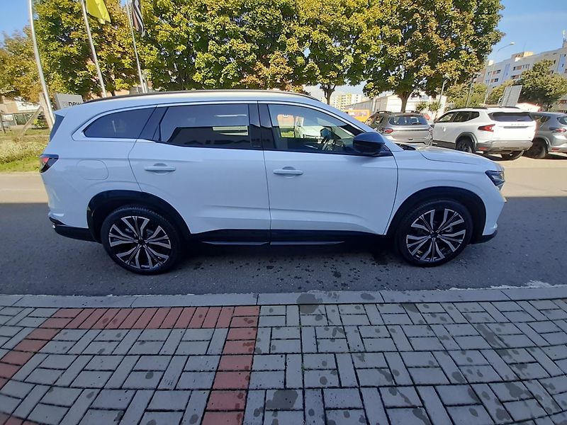 Renault Espace (2026) Iconic full hybrid E-Tech 200k - fotka 3 z 16