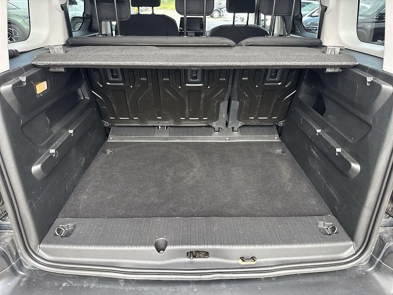 Citroën Berlingo (2022) 1.5 HDI LIVE PACK - fotka 24 z 25