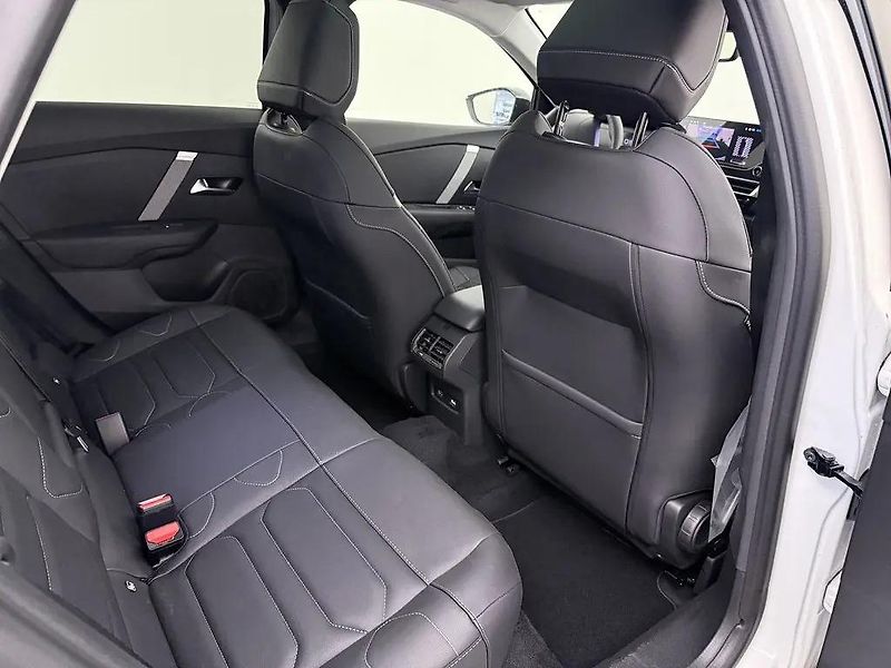 Citroën ë-C4 X 100kW 50kWh SHINE Panorama DPH - fotka 8 z 10