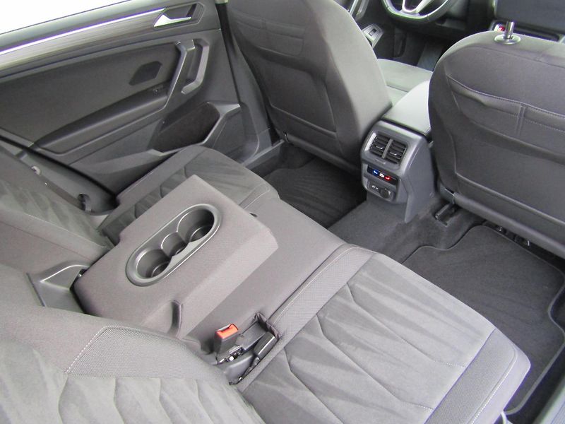 Volkswagen Tiguan (2022) Life 1,5 TSI DSG 110KW - fotka 26 z 30