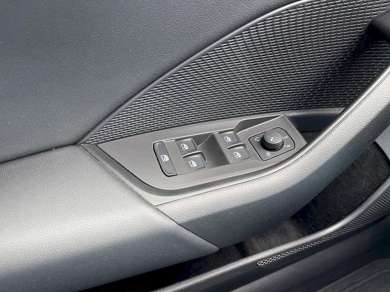Škoda Octavia (2023) 1.5 TSI 110kW Style Plus - fotka 24 z 35