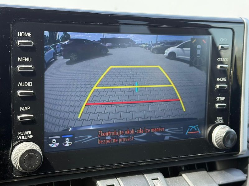 Toyota RAV4 2.5 HSD e-CVT AWD Selection - fotka 21 z 28