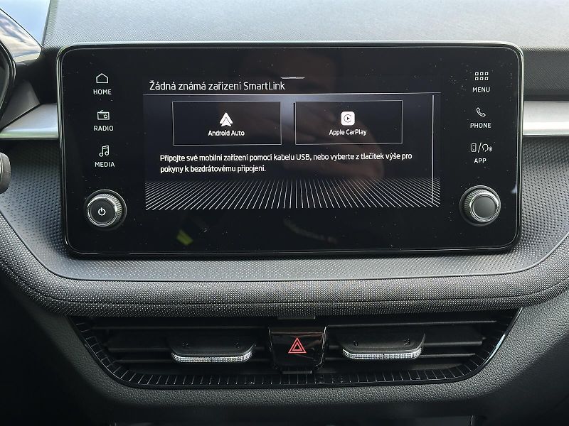 Škoda Fabia 1.0TSi Selection 95PS LED V.Co - fotka 25 z 37