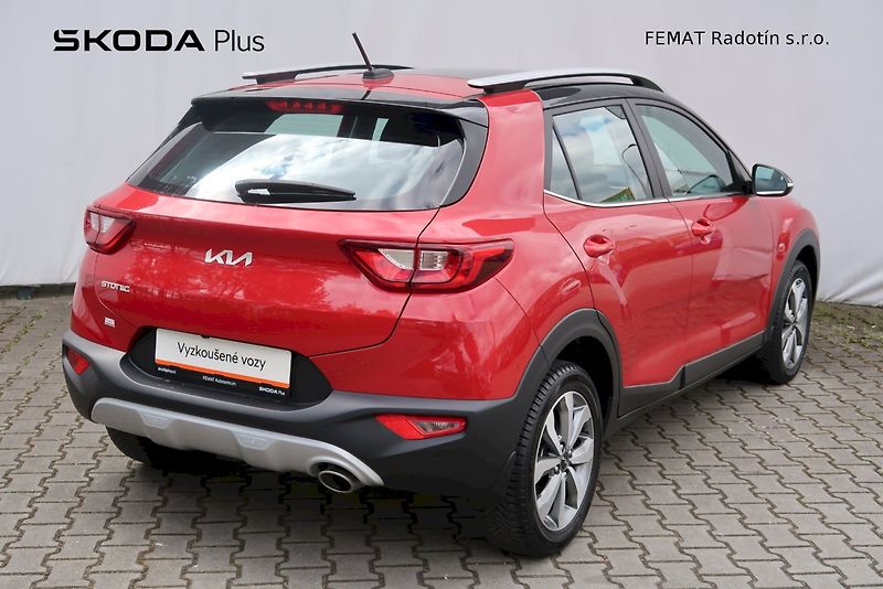Kia Stonic (2023) Exclusive 1,0 T-GDI DCT7 74kW - fotka 22 z 31