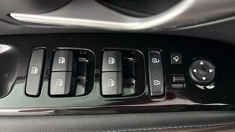 Hyundai Tucson 1.6 T-GDI Hybrid AUT 4x4 Style - fotka 24 z 32