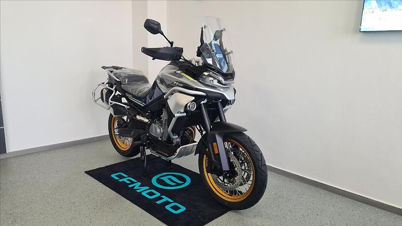 CFMOTO (2023) 800MT Touring  EU5 - fotka 2 z 6