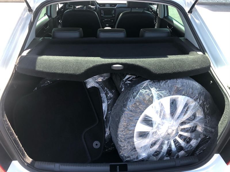 Škoda Rapid 1.4 TSI DSG7°  STYLE - fotka 13 z 29