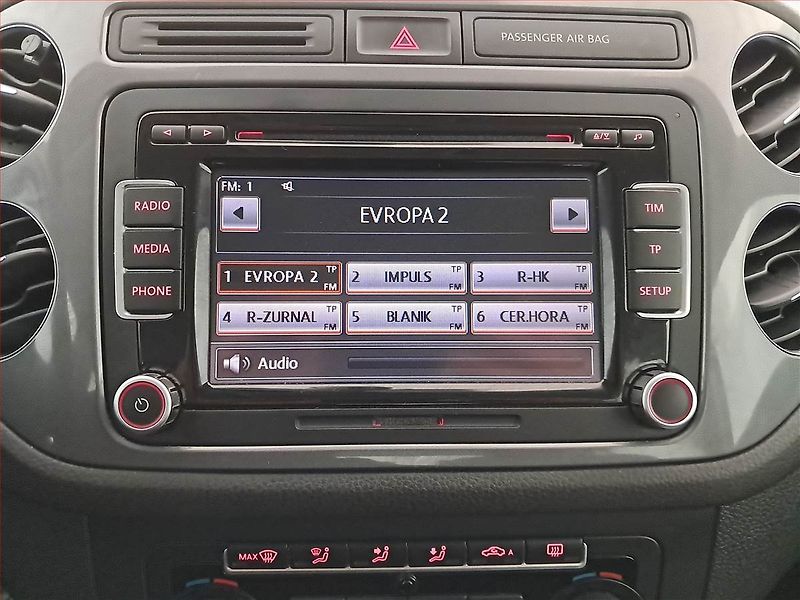 Volkswagen Tiguan (2014) 1.4 TSI, Serv.kniha - fotka 12 z 16