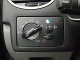 Ford Focus (2010) 1.6 TDCi, nová STK, dobrý stav - náhled 16