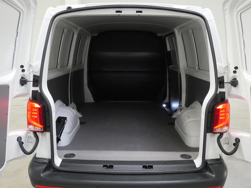 Volkswagen Transporter - fotka 23 z 25